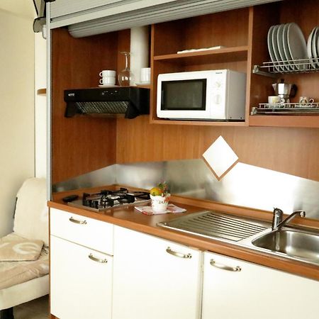 Residence La Villetta Римини Екстериор снимка