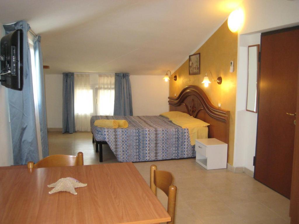 Residence La Villetta Римини Екстериор снимка