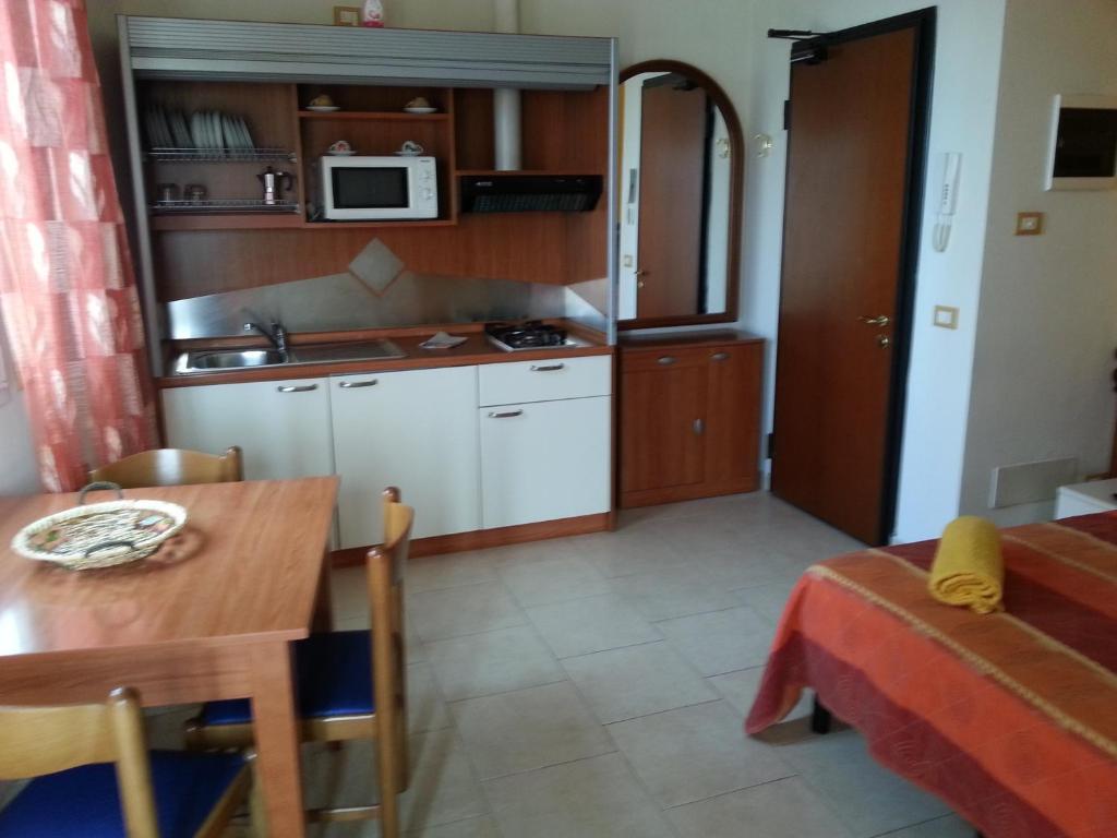 Residence La Villetta Римини Екстериор снимка